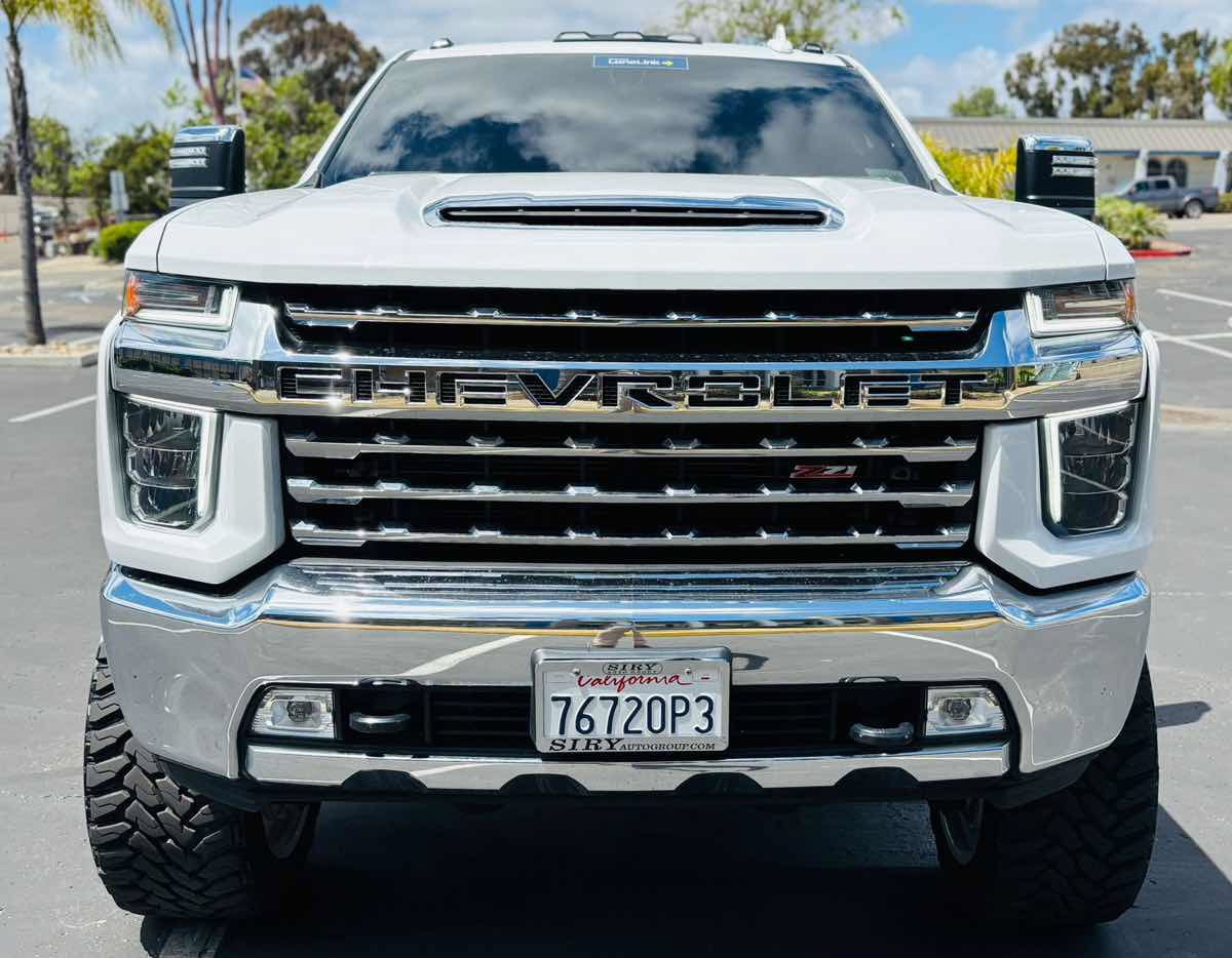 Used 2021 Chevrolet Silverado 2500 LTZ w/ LTZ Convenience Package AWD/4WD image 5