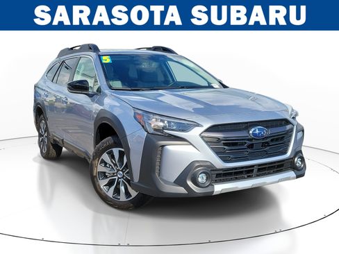 Certified 2025 Subaru Outback Limited AWD/4WD image 1