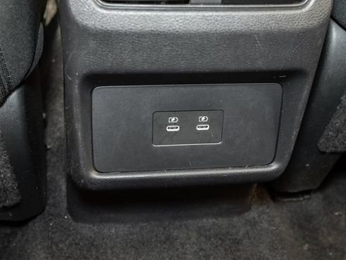 Used 2025 Nissan Rogue SV AWD/4WD image 26