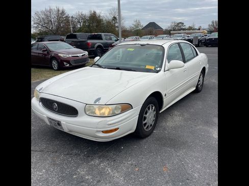 Used 2004 Buick Le Sabre Custom image 1