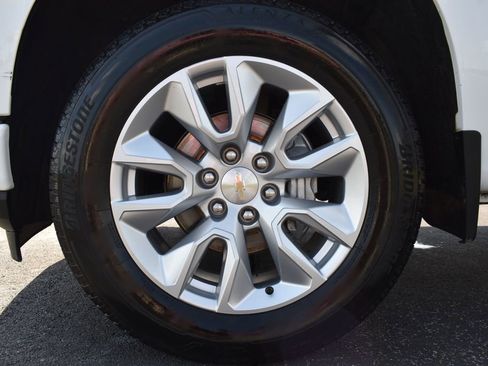 Used 2021 Chevrolet Silverado 1500 Custom RWD image 11