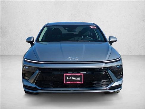 Certified 2025 Hyundai Sonata SEL image 2