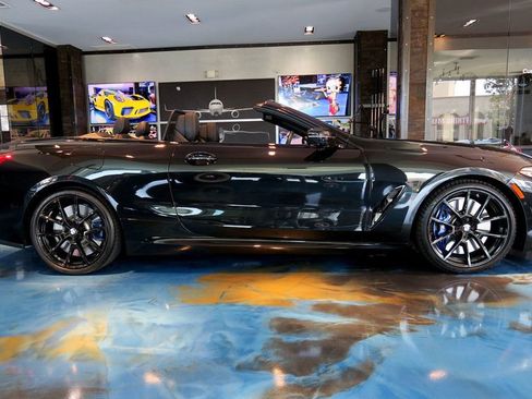 Used 2022 BMW M850i xDrive Convertible image 10