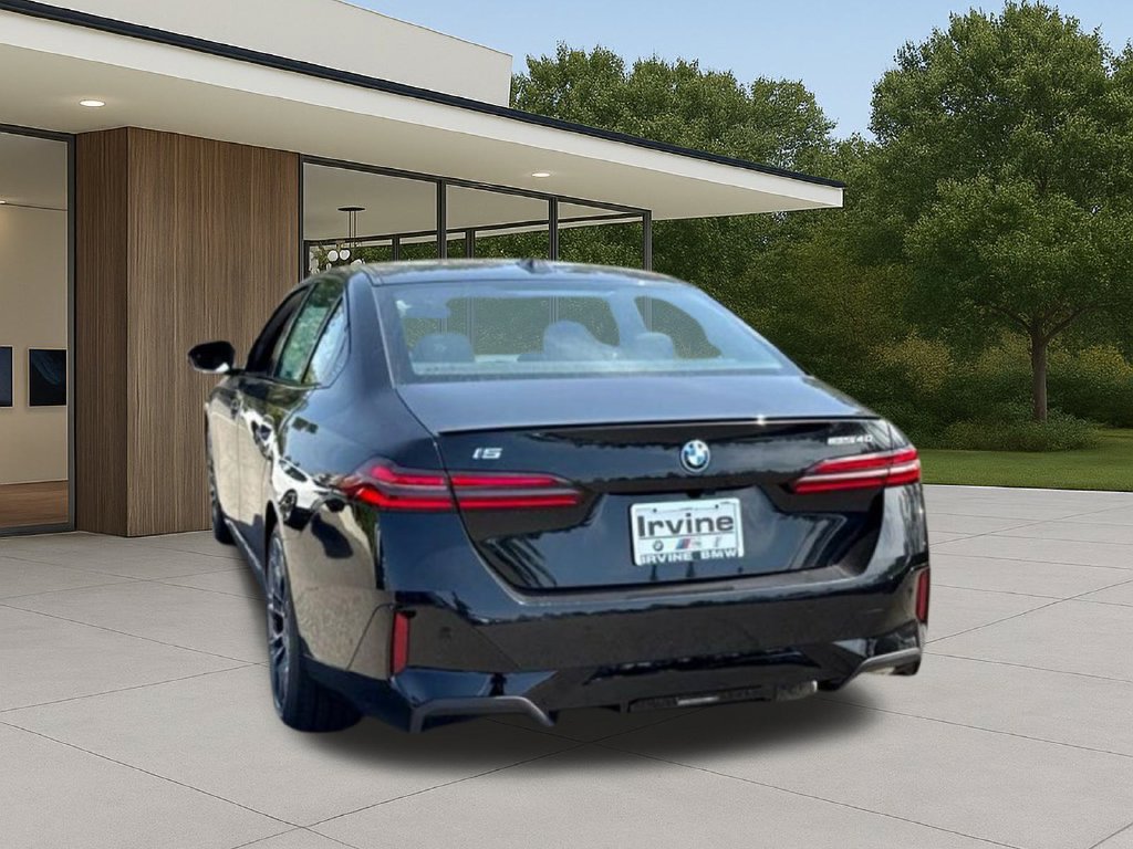 Used 2027 BMW i5 eDrive40 w/ M Sport Package RWD image 11