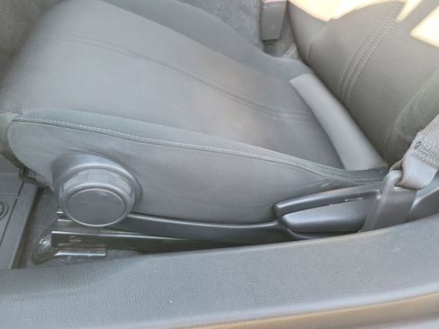 Used 2020 MAZDA MX-5 Miata Sport image 17