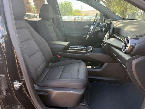 Used 2025 Chevrolet Equinox LT FWD image 38