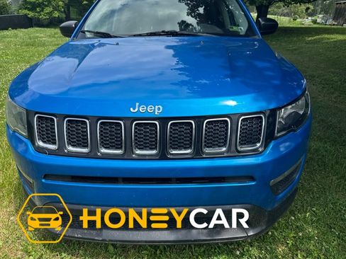 Used 2018 Jeep Compass Sport w/ Cold Weather Group AWD/4WD image 1