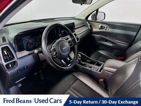 Used 2022 Kia Sorento S w/ Panoramic Sunroof Package AWD/4WD image 15