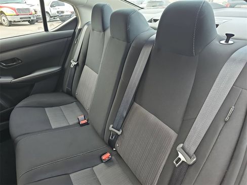 Used 2024 Nissan Sentra SV image 13