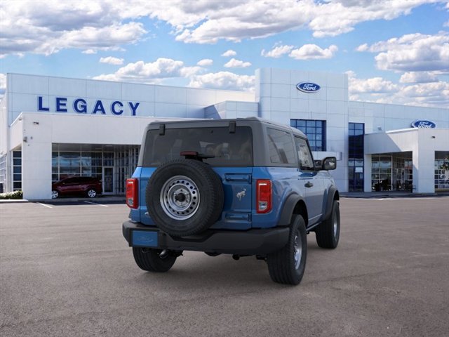 New 2026 Ford Bronco 2-Door AWD/4WD image 8