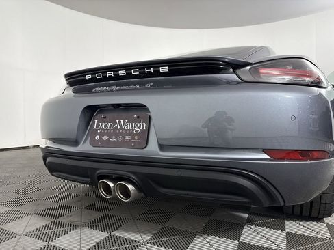 Used 2025 Porsche 718 Cayman S RWD image 21