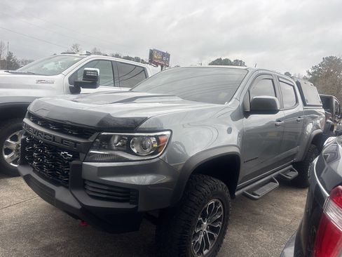 Used 2021 Chevrolet Colorado ZR2 image 2