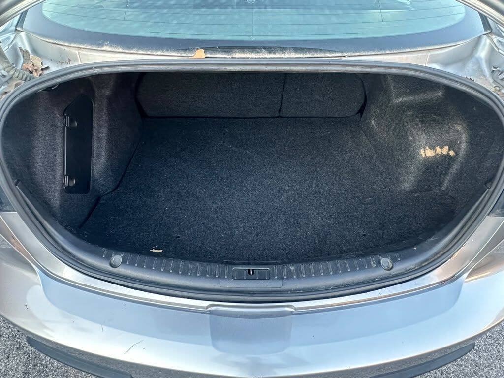 Used 2010 MAZDA MAZDA3 i Touring FWD image 21