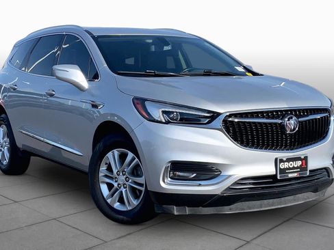 Used 2019 Buick Enclave Essence w/ Trailering Package, 5000 lbs. AWD/4WD image 3