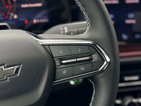 New 2026 Chevrolet Traverse Z71 w/ Enhanced Driving Package image 12