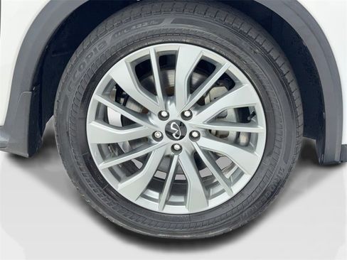 Used 2023 INFINITI QX50 Luxe image 47