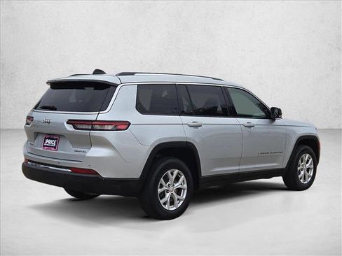 Used 2023 Jeep Grand Cherokee L Limited image 5