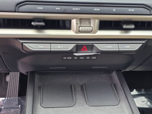 Used 2027 Kia Telluride EX w/ Towing Package FWD image 29