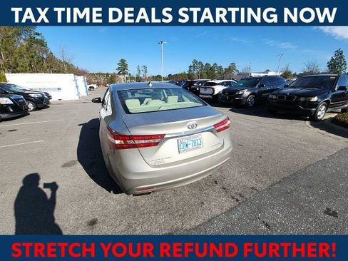 Used 2013 Toyota Avalon Limited image 10