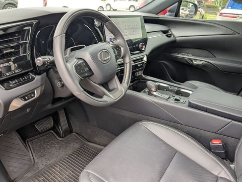 Used 2024 Lexus RX 350 Premium Plus w/ Convenience Package image 11