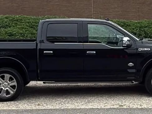 Used 2019 Ford F150 King Ranch w/ Equipment Group 601A Luxury AWD/4WD image 5