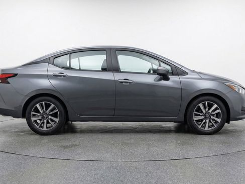 Used 2025 Nissan Versa SV image 11