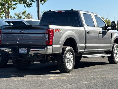 Certified 2022 Ford F250 XL w/ STX Appearance Package AWD/4WD image 4