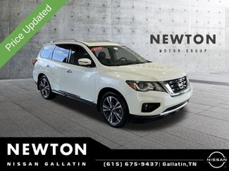 Used 2019 Nissan Pathfinder Platinum FWD video 1