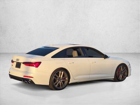 Used 2021 Audi S6 Premium Plus w/ S Sport Package AWD/4WD image 5