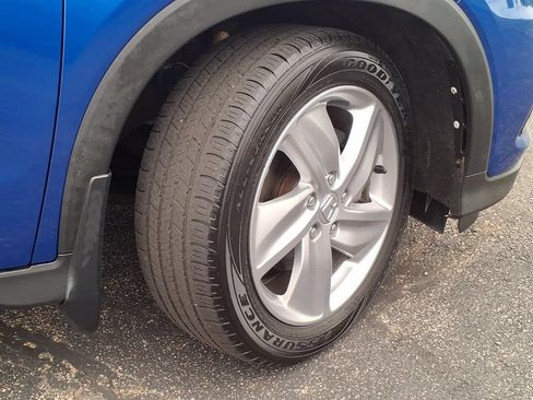 Used 2019 Honda HR-V EX image 8