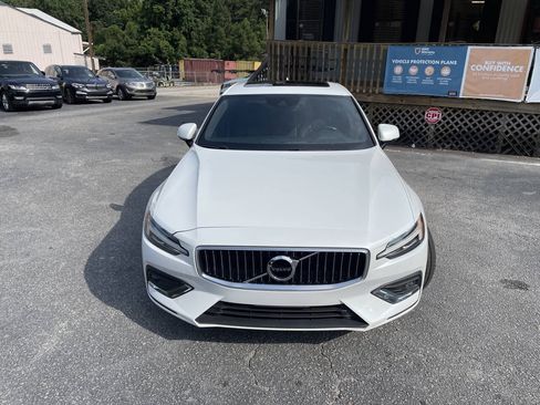 Used 2021 Volvo S60 T5 Inscription AWD/4WD image 2
