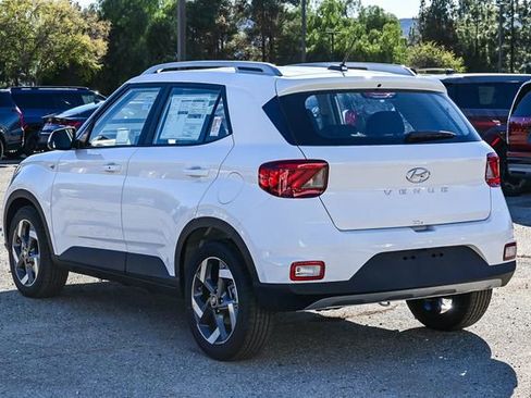 New 2026 Hyundai Venue SEL image 8