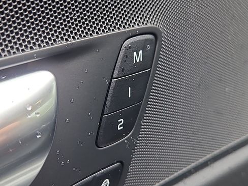 Used 2025 Volvo XC60 T8 Plus w/ Climate Package image 12