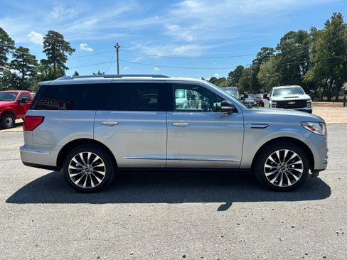 Used 2020 Lincoln Navigator Reserve RWD image 6