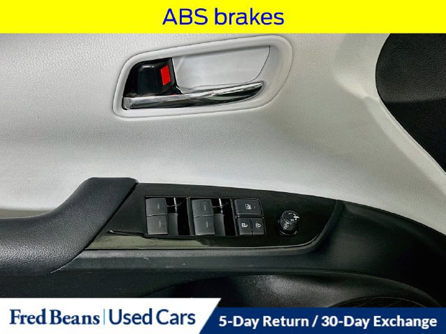 Used 2019 Toyota Prius XLE w/ Advanced Technology Package AWD/4WD image 22