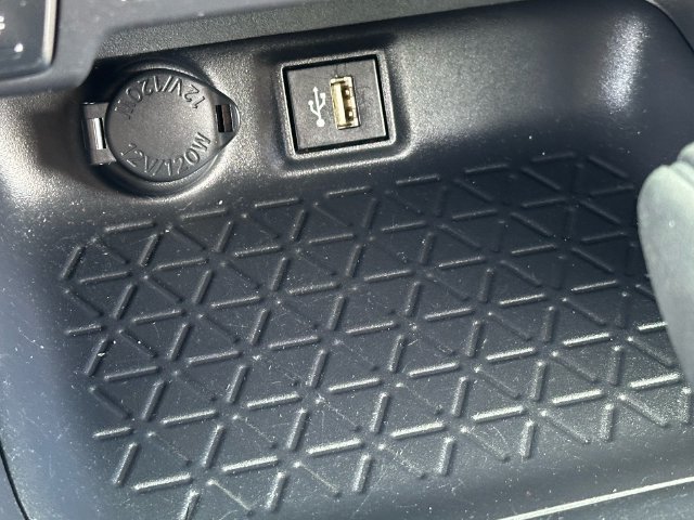 Certified 2025 Toyota RAV4 XLE AWD/4WD image 18
