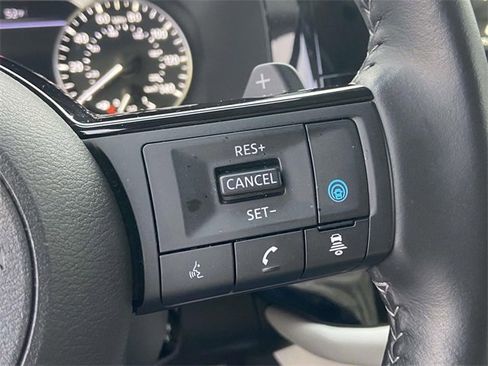 Used 2025 Nissan Pathfinder SL image 20