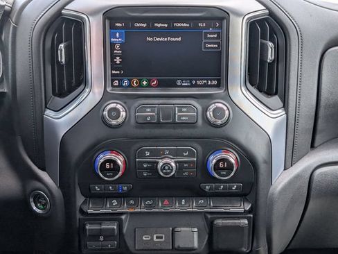 Used 2021 GMC Sierra 1500 SLT AWD/4WD image 18