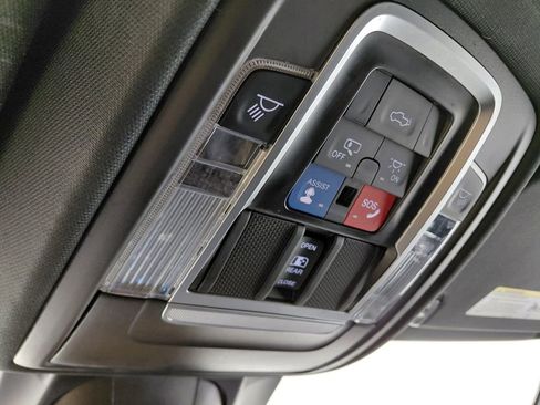 Used 2022 RAM 1500 Limited w/ Body Color Bumper Group image 46