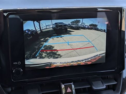 Used 2025 Toyota Corolla LE FWD image 18
