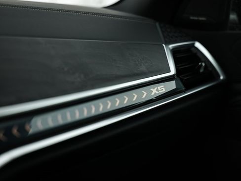 New 2026 BMW X5 xDrive40i w/ M Sport Package image 41