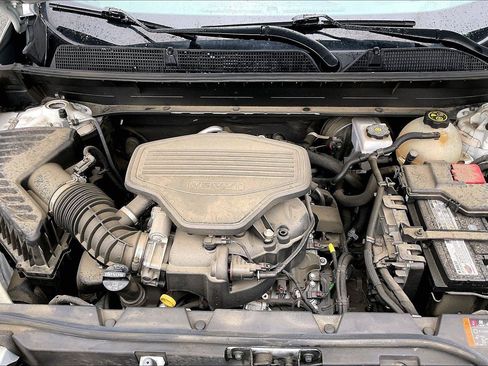 Used 2023 GMC Acadia Denali w/ Denali Technology Package AWD/4WD image 10