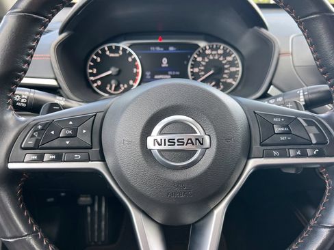 Used 2022 Nissan Altima 2.5 SR FWD image 25