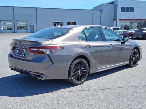 Used 2024 Toyota Camry XSE image 7