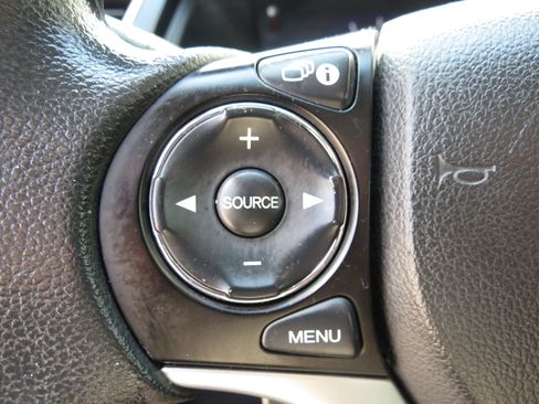 Used 2015 Honda Civic SE image 12