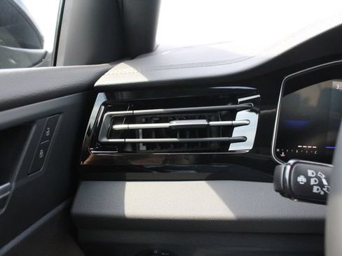 New 2026 Volkswagen Jetta Sport FWD image 8