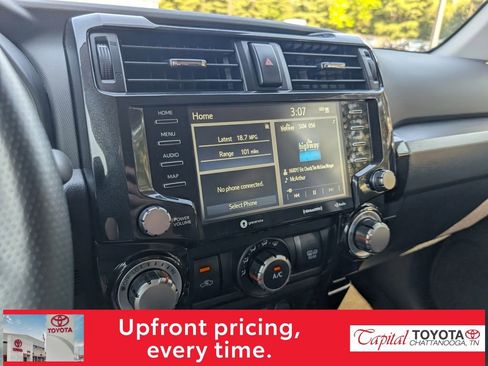 Used 2024 Toyota 4Runner TRD Off-Road image 23