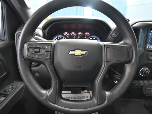 Used 2025 Chevrolet Silverado 1500 W/T w/ Trailering Package AWD/4WD image 10