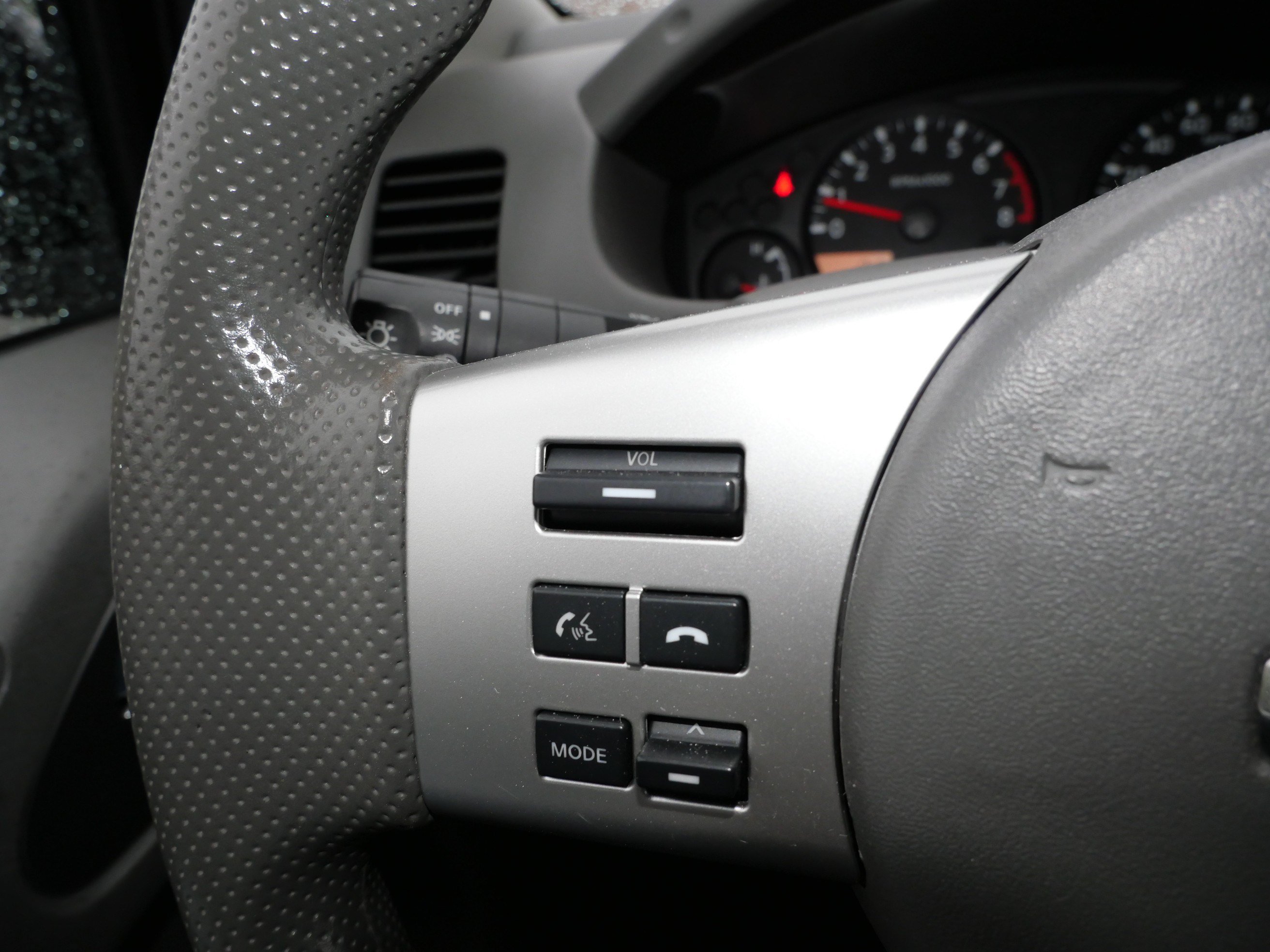 Used 2019 Nissan Frontier SV AWD/4WD image 26