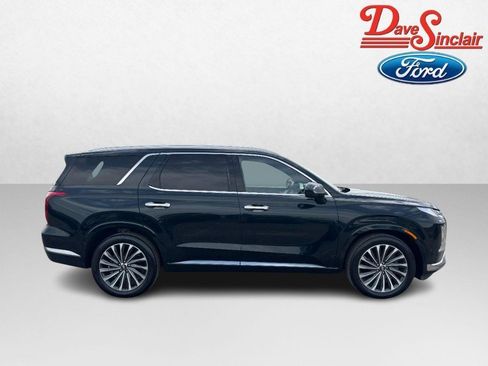 Used 2025 Hyundai Palisade Calligraphy FWD image 5